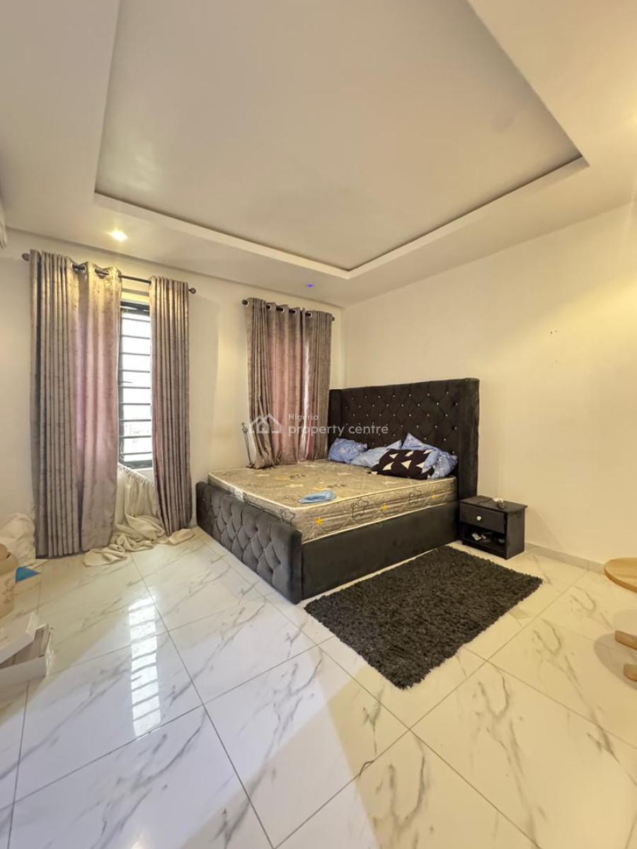 Beautifully Furnished 4 Bed Penthouse in a Well Secured Estate, Gbagada, Lagos, Flat / Apartment for Sale