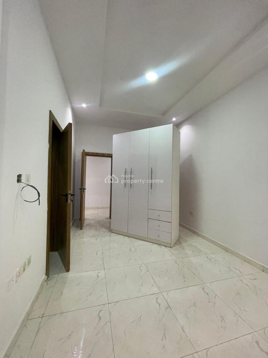 2 & 3 Bedroom Penthouse with Elevator, Central Gas and Gym, Lekki Phase 1, Lekki, Lagos, Flat / Apartment for Sale