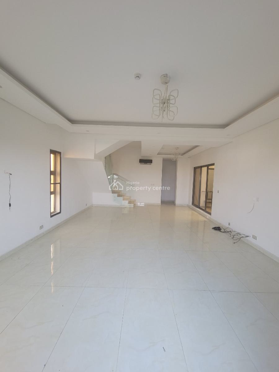 Well Maintained 4bedroom Maisonette Penthouse in Banana Island, Banana Island, Ikoyi, Lagos, Flat / Apartment for Rent