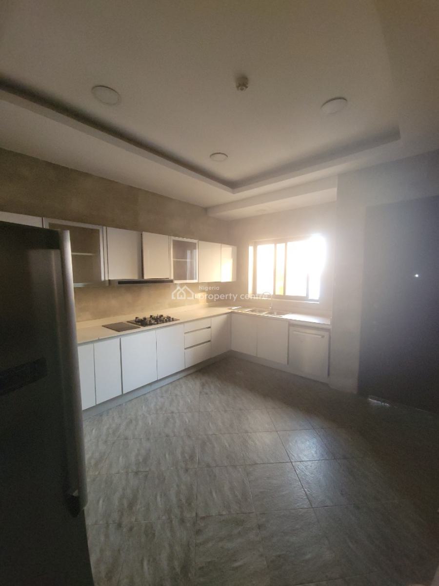 Well Maintained 4bedroom Maisonette Penthouse in Banana Island, Banana Island, Ikoyi, Lagos, Flat / Apartment for Rent