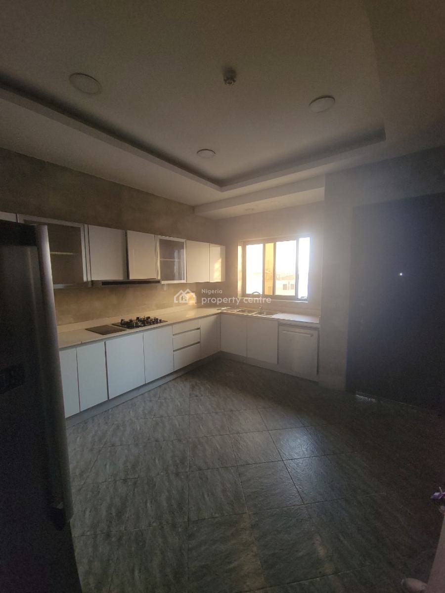 Well Maintained 4bedroom Maisonette Penthouse in Banana Island, Banana Island, Ikoyi, Lagos, Flat / Apartment for Rent