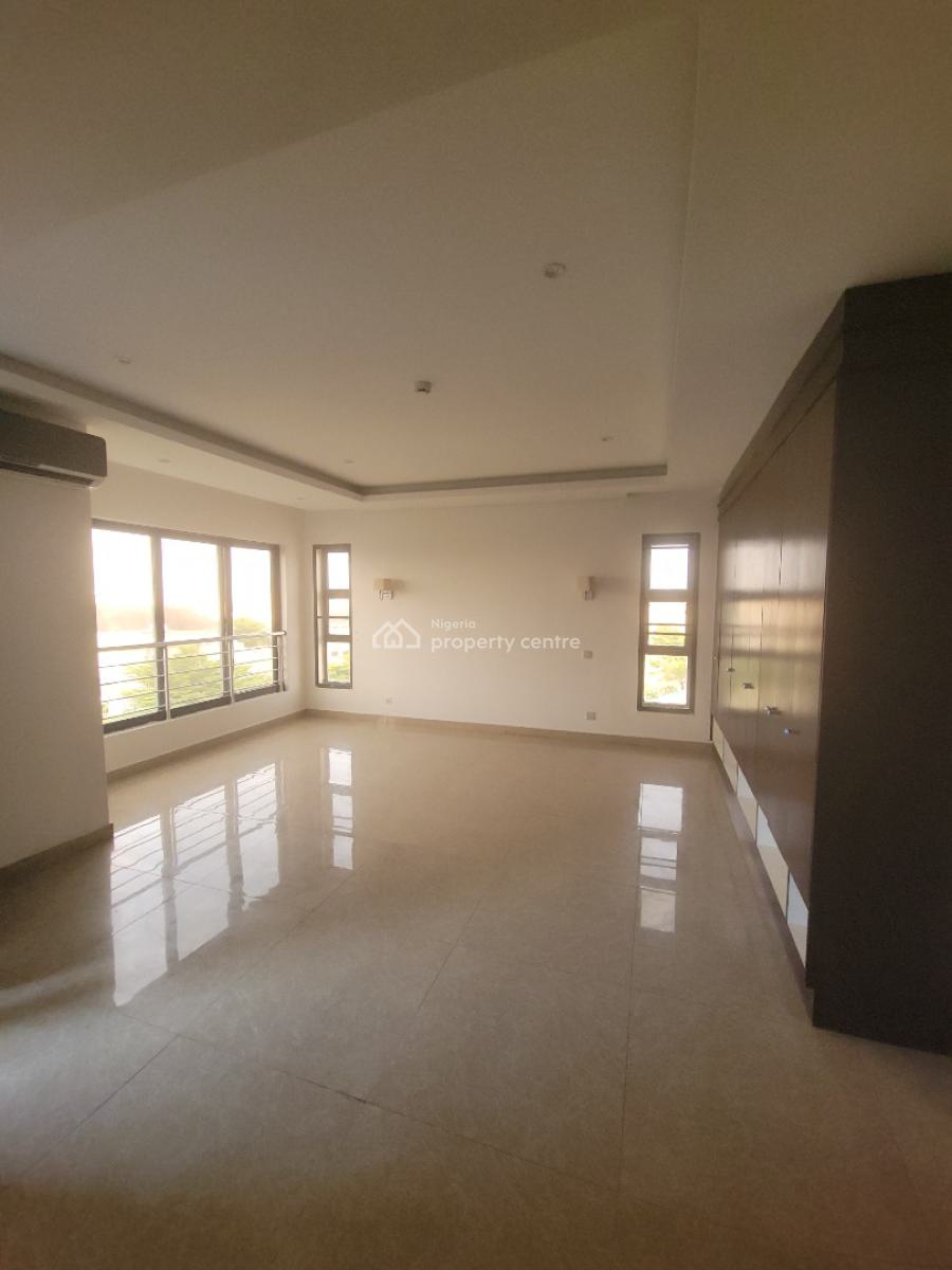 Well Maintained 4bedroom Maisonette Penthouse in Banana Island, Banana Island, Ikoyi, Lagos, Flat / Apartment for Rent