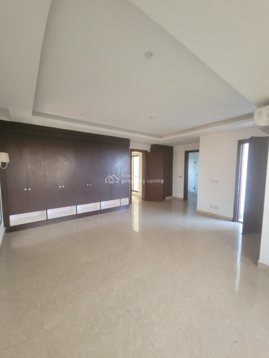 Well Maintained 4bedroom Maisonette Penthouse in Banana Island, Banana Island, Ikoyi, Lagos, Flat / Apartment for Rent