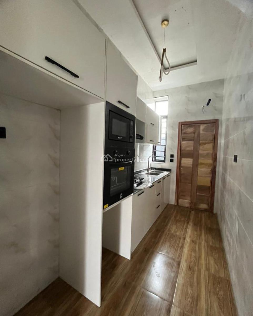 Lovely 3 Bedroom Terrace Duplex with Bq, Chevron, Lekki, Lagos, Terraced Duplex for Sale