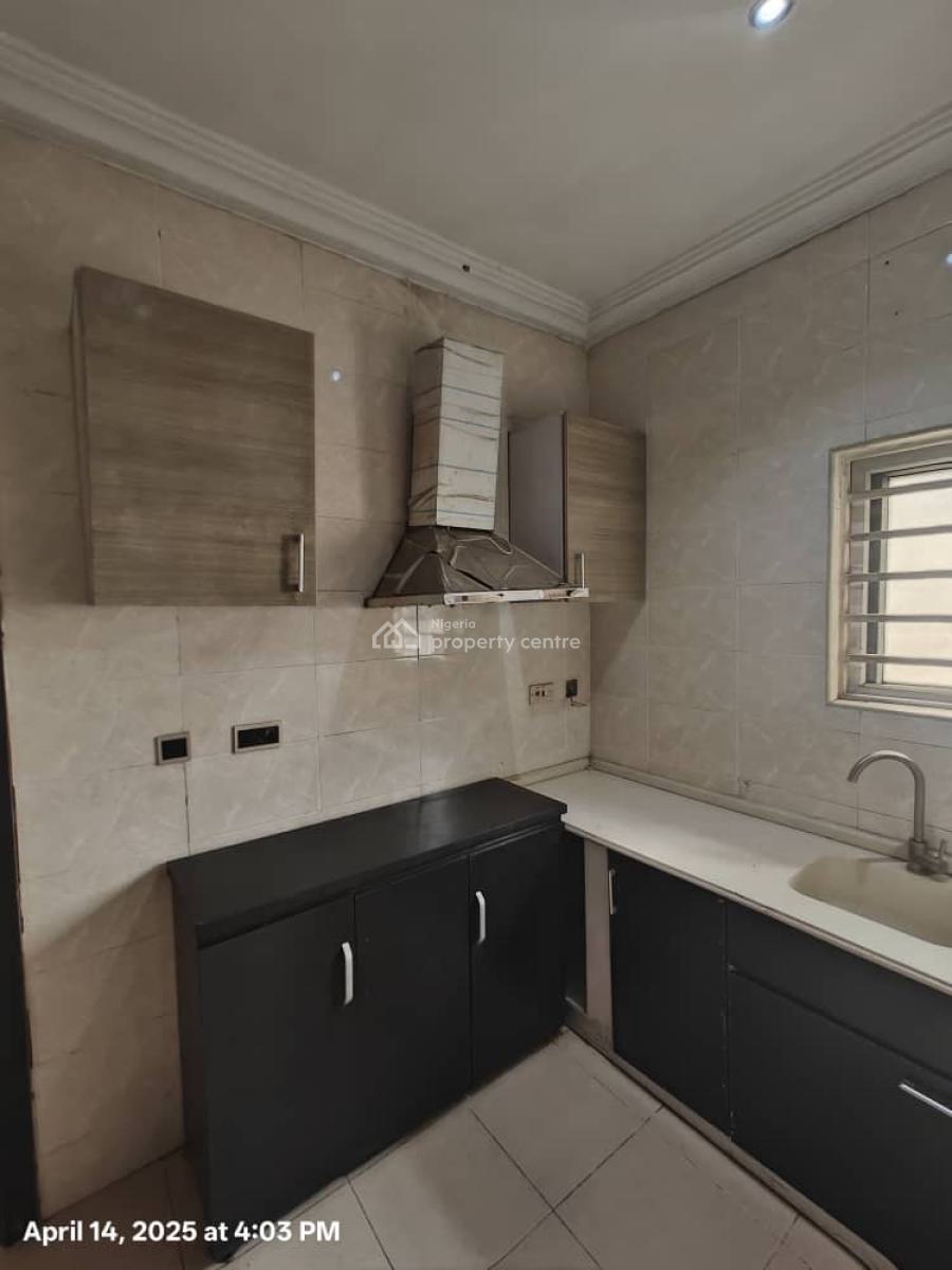 Tastefully Finished Ensuit 3 Bedroom Apt  with Bq, in a Secured Est, Osapa, Lekki, Lagos, Flat / Apartment for Rent