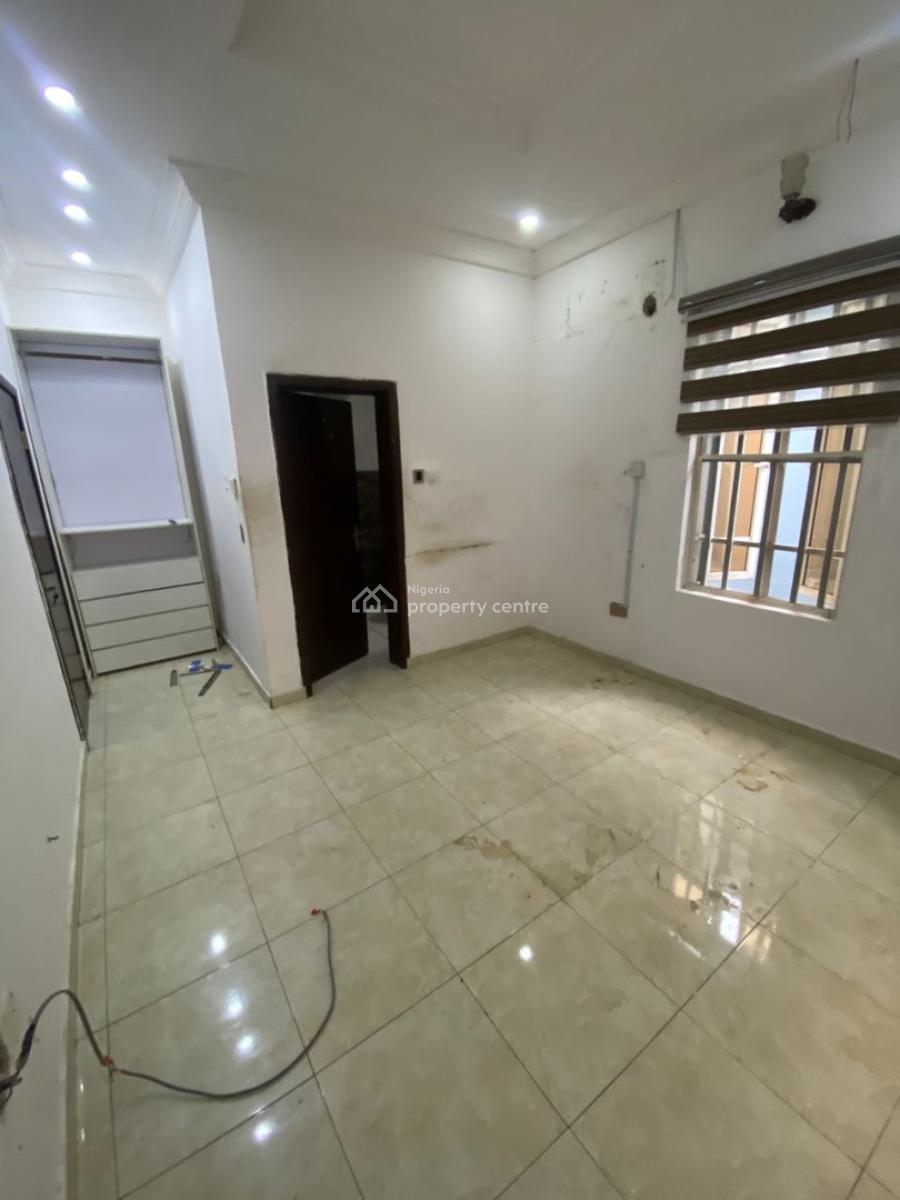3 Bedroom Semi Detached Duplex Self Compound, Chevron, Lekki Expressway, Lekki, Lagos, Semi-detached Duplex for Rent