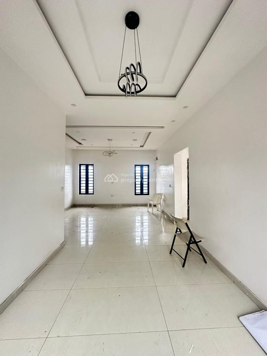 Beautiful 5 Bedroom Fully Detached Duplex with Bq, Gra, Ogudu, Lagos, Detached Duplex for Sale