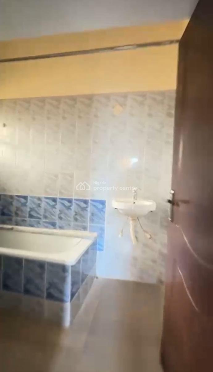 2 Bedroom Detached Bungalow, Office Or Residence, Maitama Main, Maitama District, Abuja, Detached Bungalow for Rent