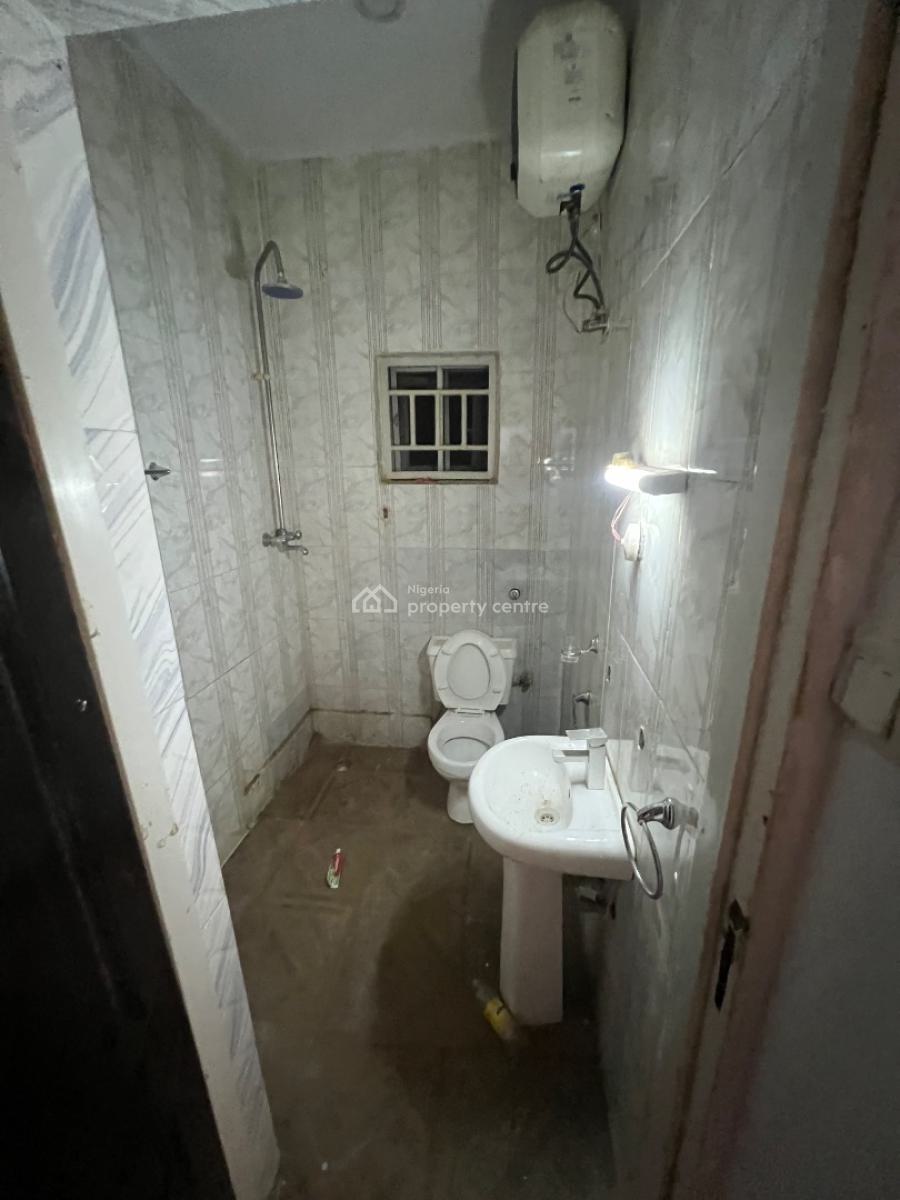 2 Bedroom Flat, 2nd Floor, Clean Compound, By Christ Embassy, Jabi, Abuja, Flat / Apartment for Rent