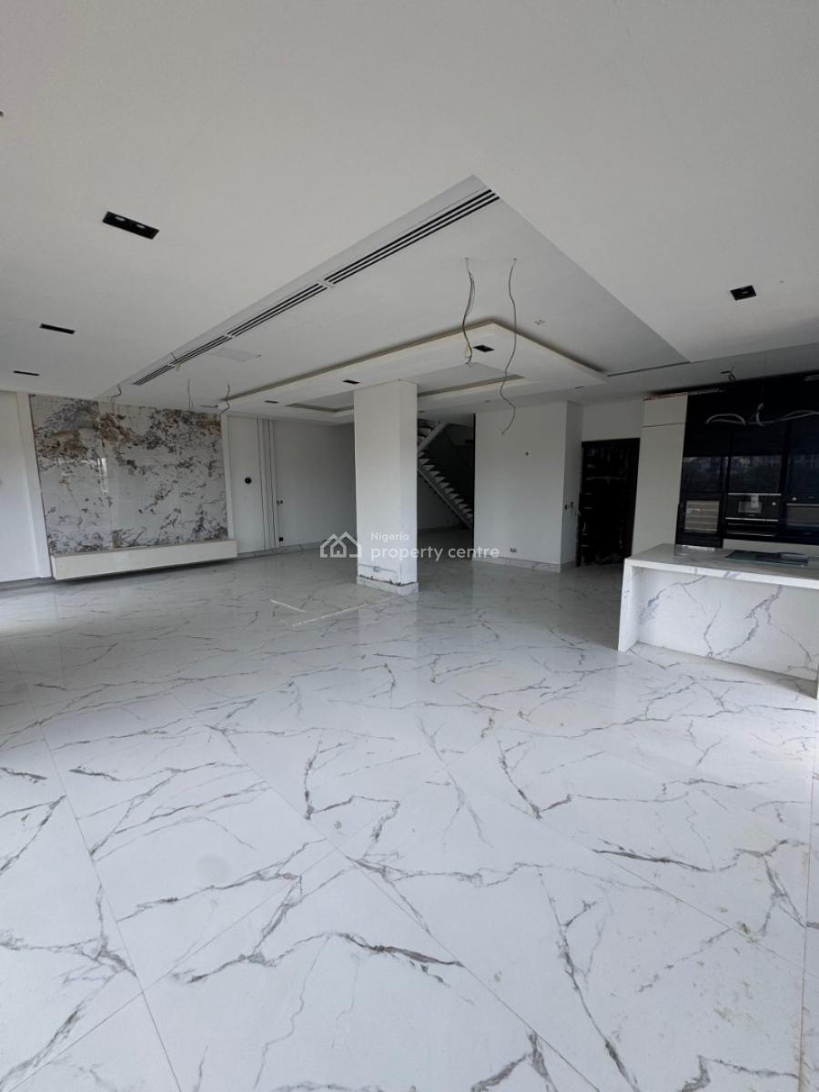 Lovely 4 Bedroom Penthouse W/ Bq, Gym, Pool, Elevator in a Prime Area, Ikoyi, Lagos, House for Sale
