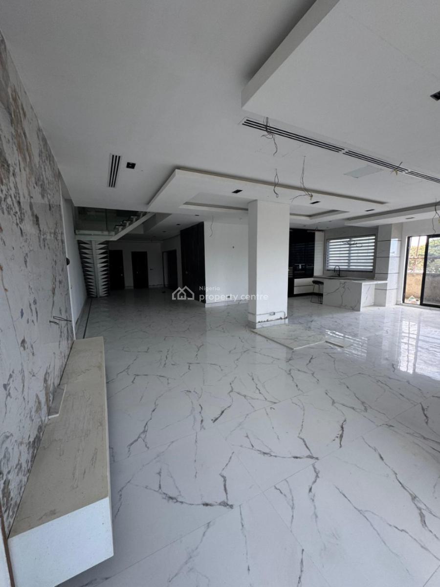Lovely 4 Bedroom Penthouse W/ Bq, Gym, Pool, Elevator in a Prime Area, Ikoyi, Lagos, House for Sale