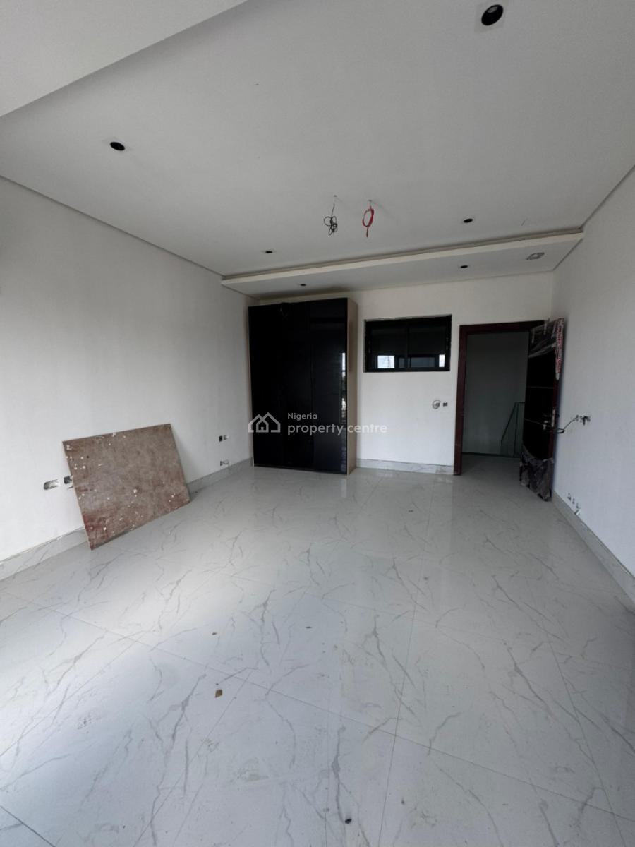 Lovely 4 Bedroom Penthouse W/ Bq, Gym, Pool, Elevator in a Prime Area, Ikoyi, Lagos, House for Sale