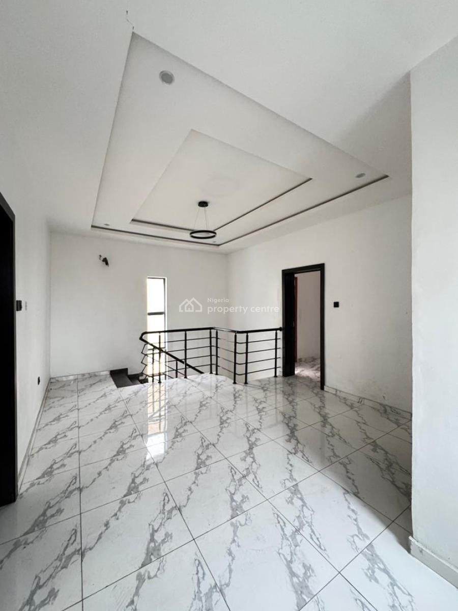 Astonishing 3 Bedroom Fully Detached Duplex with Bq, Magodo Isheri, Magodo, Lagos, Detached Duplex for Sale