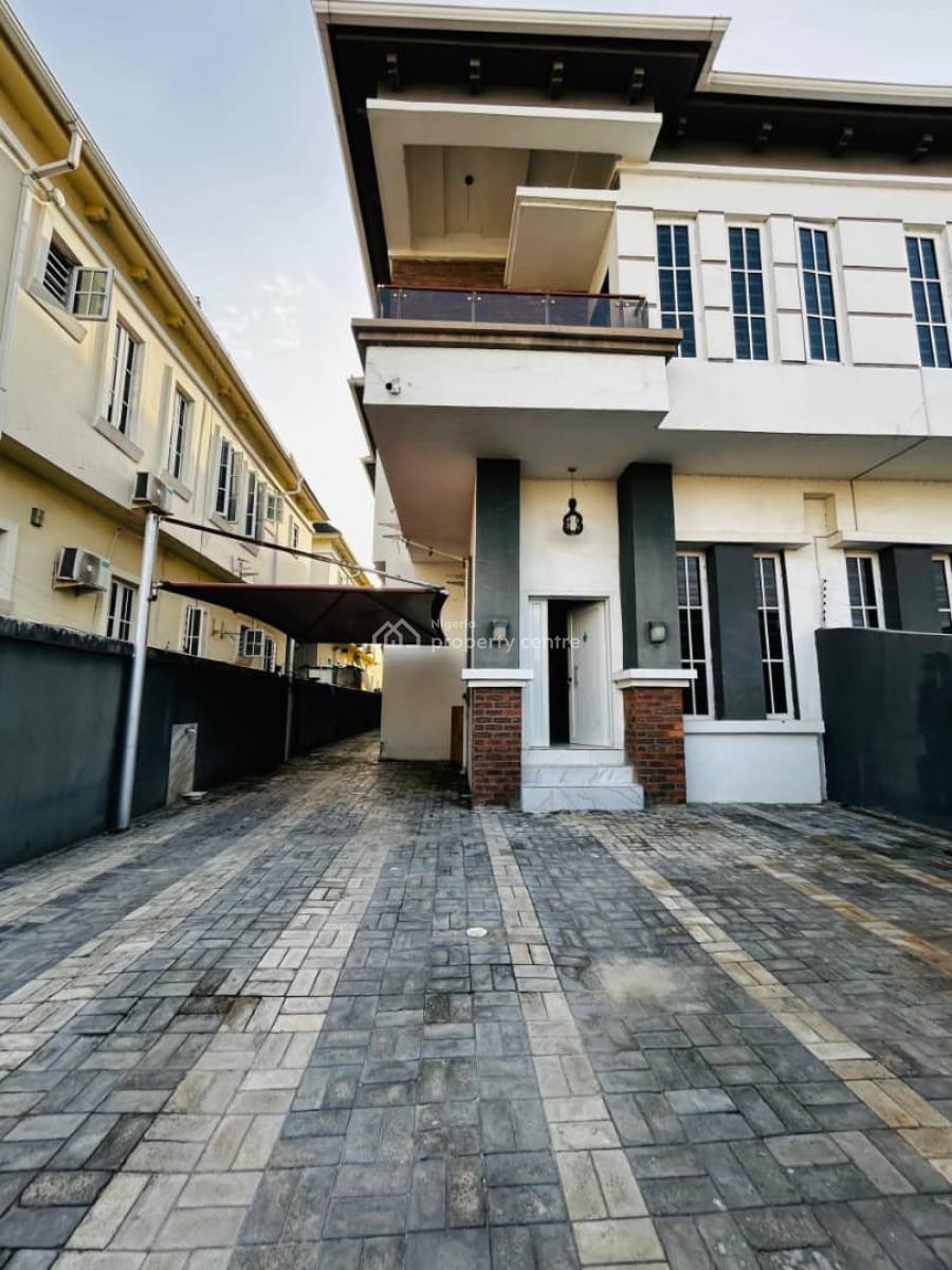 Well Maintained 4 Bedroom Duplex, Ologolo, Lekki, Lagos, Semi-detached Duplex for Sale