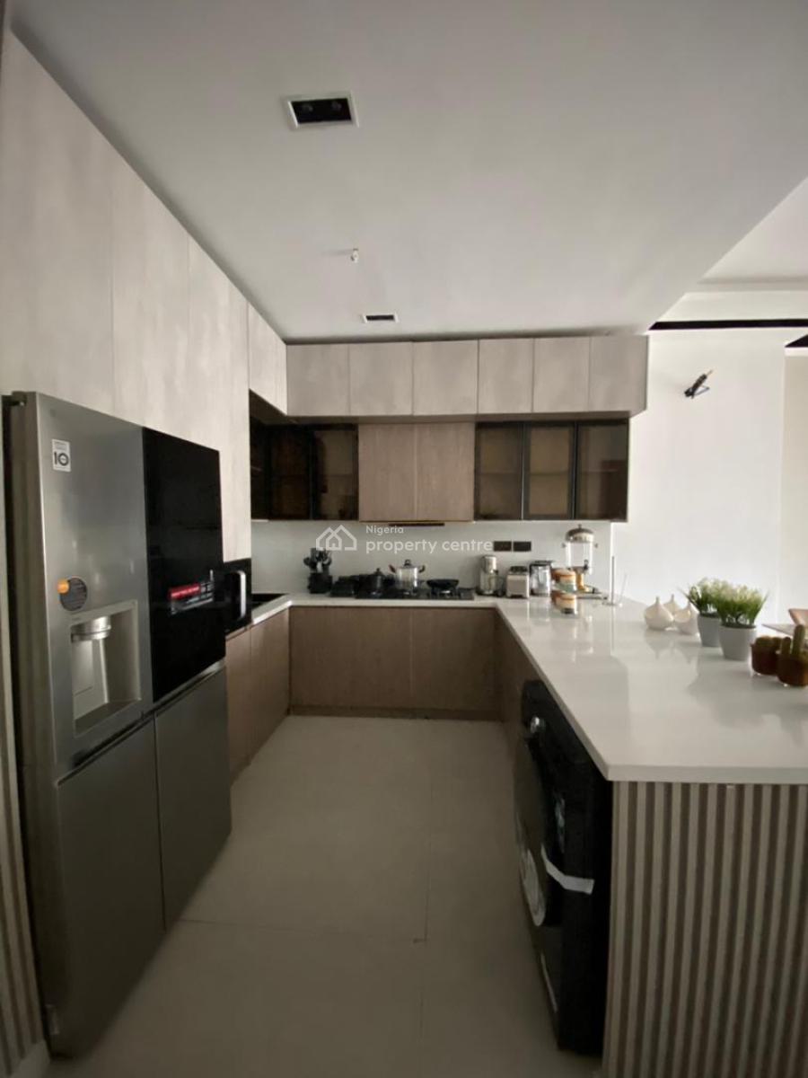 Beautiful 2 Bedroom Apartment Within a Serene Vicinity, Lekki Phase 1, Lekki, Lagos, Flat / Apartment for Sale