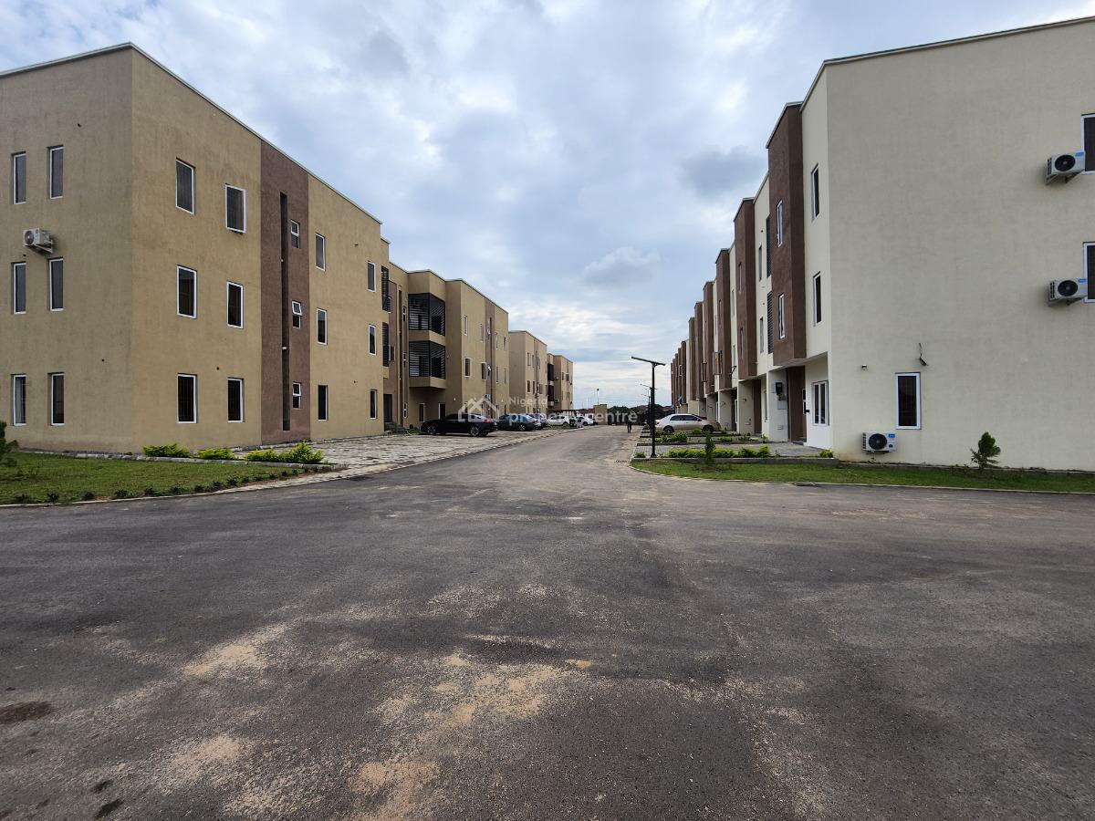 Brand New and Strategically Located 6 Bedroom Apartment (2nd Floor), By Galadimawa, Kukwaba, Abuja, Flat / Apartment for Sale