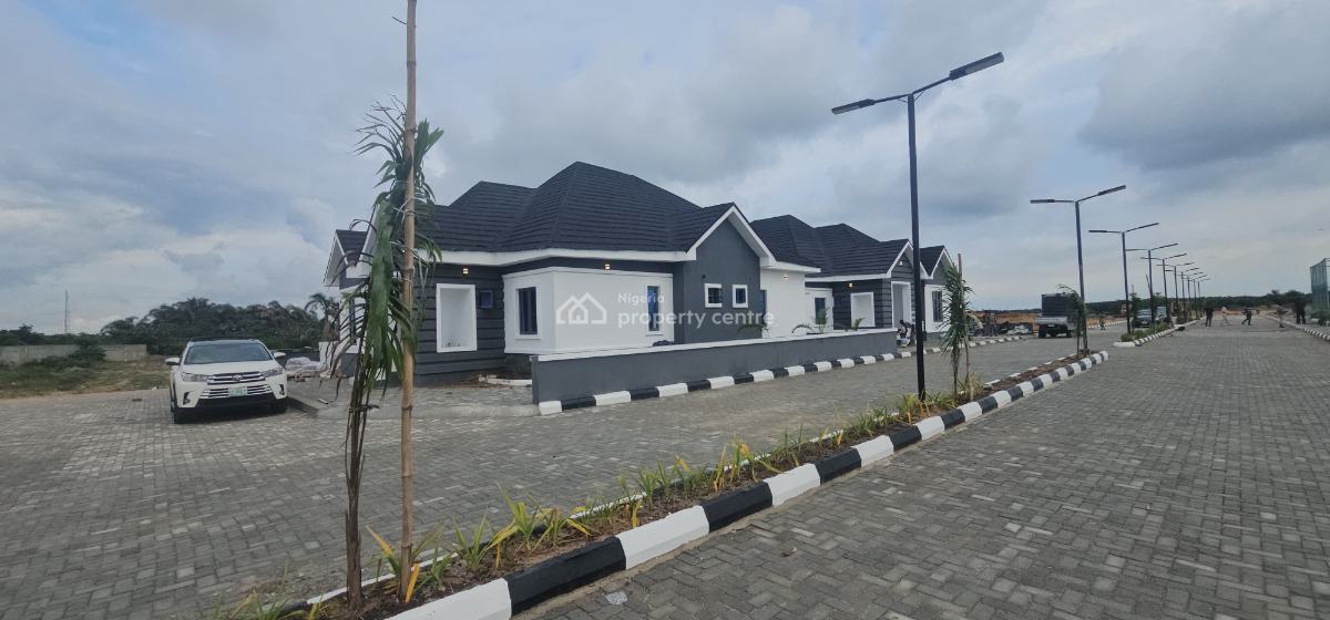 Contemporary 3 Bedrooms Detached Bungalow with 5m Initial Deposit, About 3 Minutes Drive From The Expressway, Eleranigbe, Ibeju Lekki, Lagos, Detached Bungalow for Sale