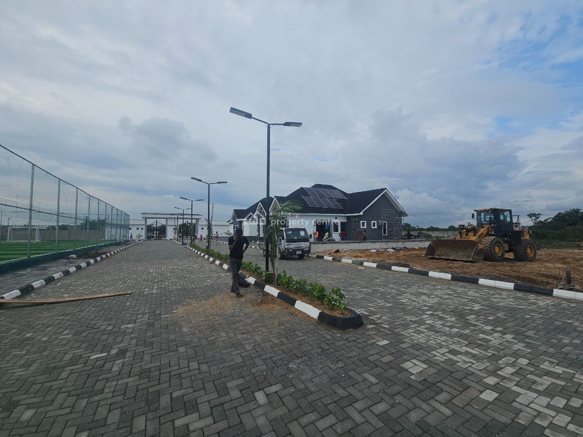 Contemporary 3 Bedrooms Detached Bungalow with 5m Initial Deposit, About 3 Minutes Drive From The Expressway, Eleranigbe, Ibeju Lekki, Lagos, Detached Bungalow for Sale