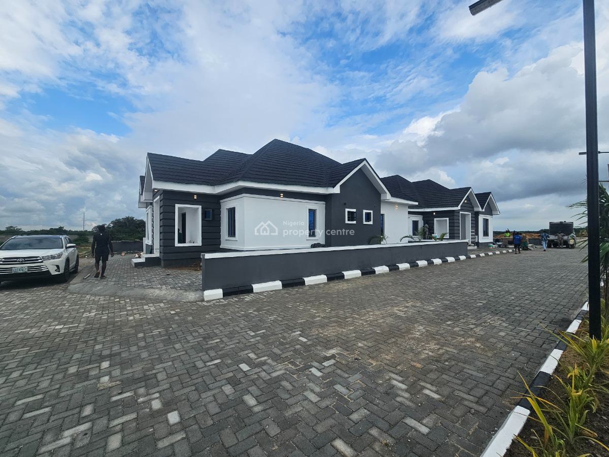 Contemporary 3 Bedrooms Detached Bungalow with 5m Initial Deposit, About 3 Minutes Drive From The Expressway, Eleranigbe, Ibeju Lekki, Lagos, Detached Bungalow for Sale