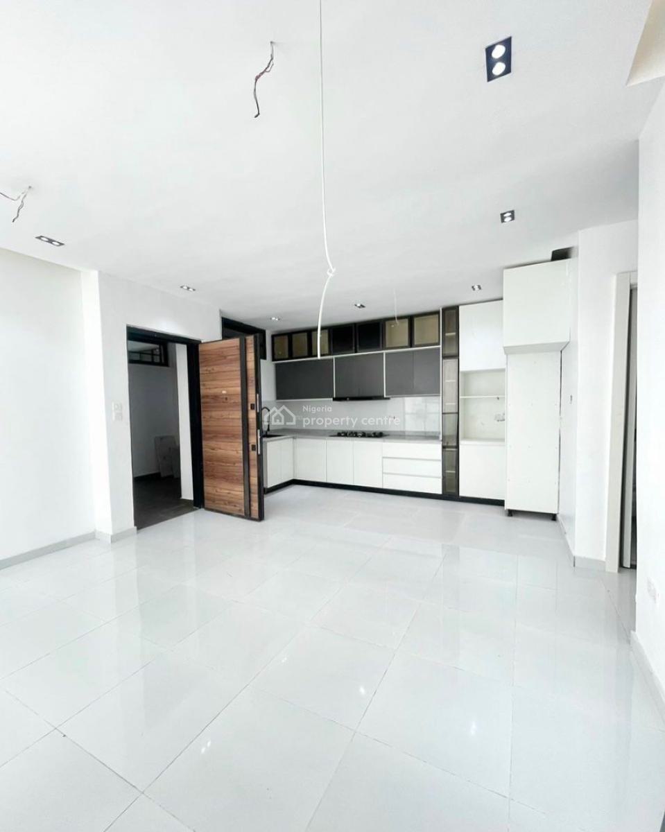 2bedroom Apartment, Ologolo, Lekki, Lagos, Flat / Apartment for Rent