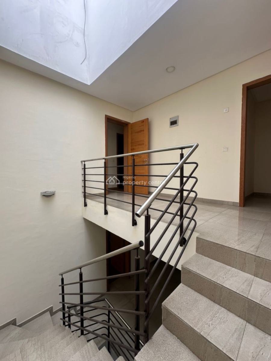 Luxurious 4bedroom Terraced Duplex with Bq Ik a Secure Estate, Lekki Phase 1, Lekki, Lagos, Terraced Duplex for Sale