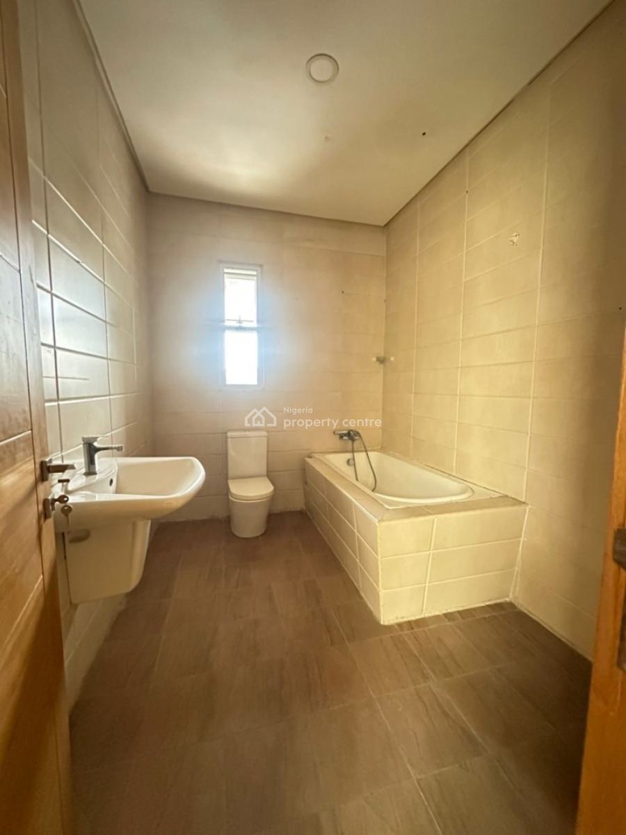 Luxurious 4bedroom Terraced Duplex with Bq Ik a Secure Estate, Lekki Phase 1, Lekki, Lagos, Terraced Duplex for Sale