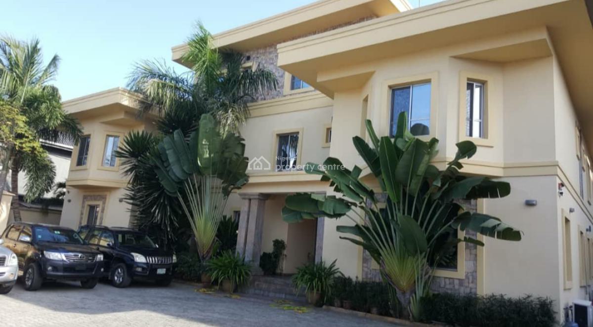 21 Rooms Executive Hotel + Indoor & Vip Bar on 1,100 Sqm Land, Right Hand Side, Lekki Phase 1, Lekki, Lagos, Hotel / Guest House for Sale