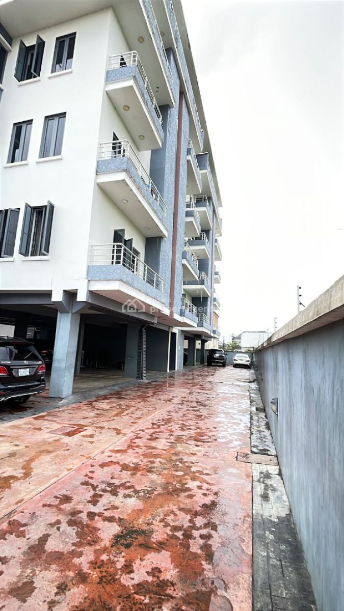 Super Spacious 3bedroom, Oral Estate 2nd Toll Gate, Lekki, Lagos, Flat / Apartment for Sale