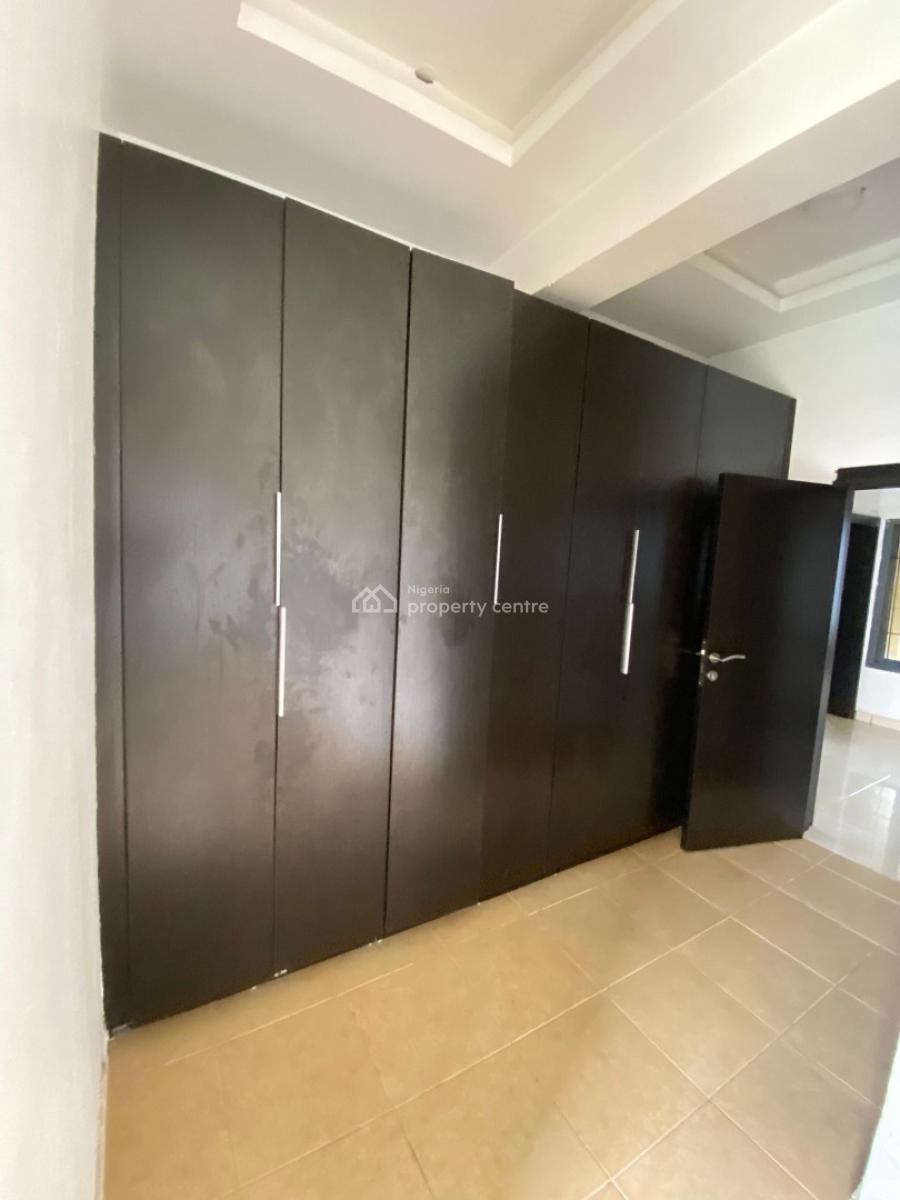 Super Spacious 3bedroom, Oral Estate 2nd Toll Gate, Lekki, Lagos, Flat / Apartment for Sale