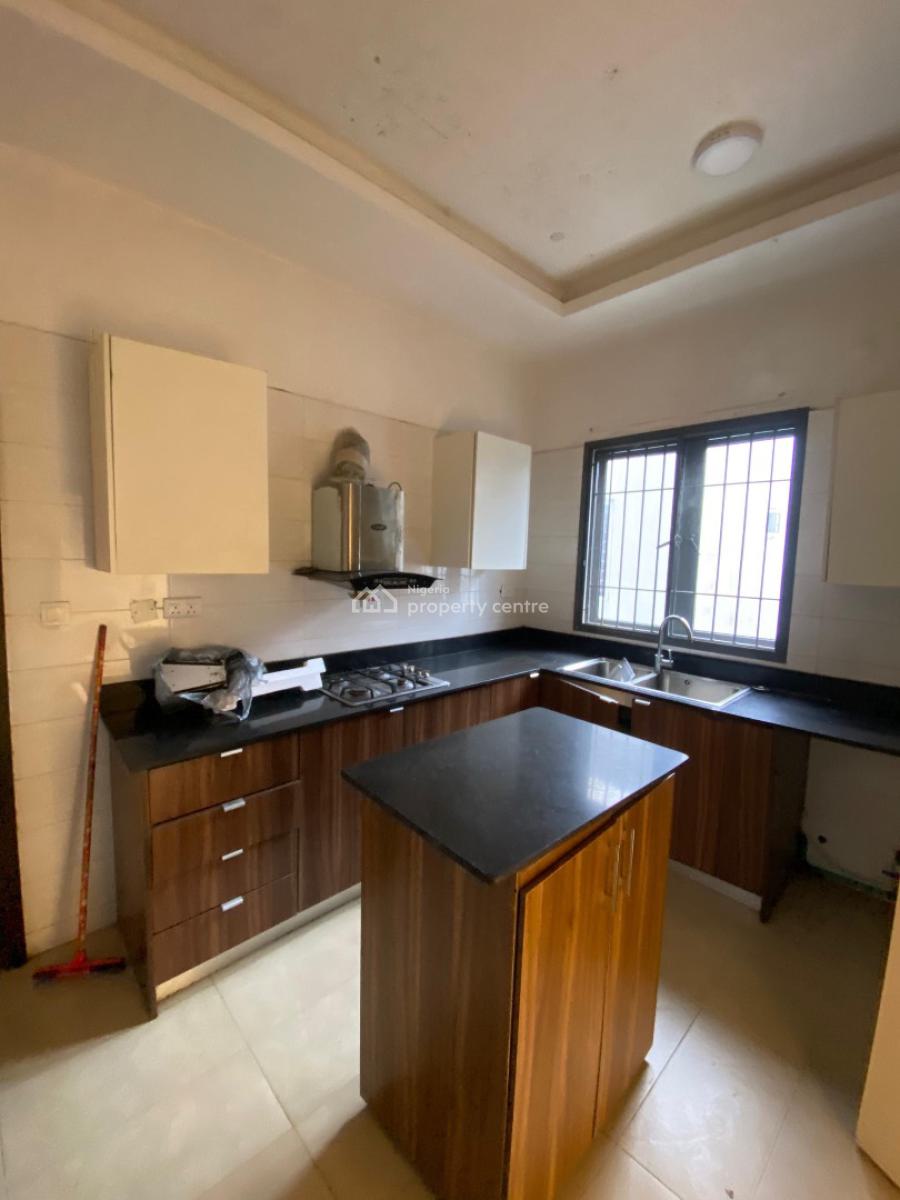 Super Spacious 3bedroom, Oral Estate 2nd Toll Gate, Lekki, Lagos, Flat / Apartment for Sale