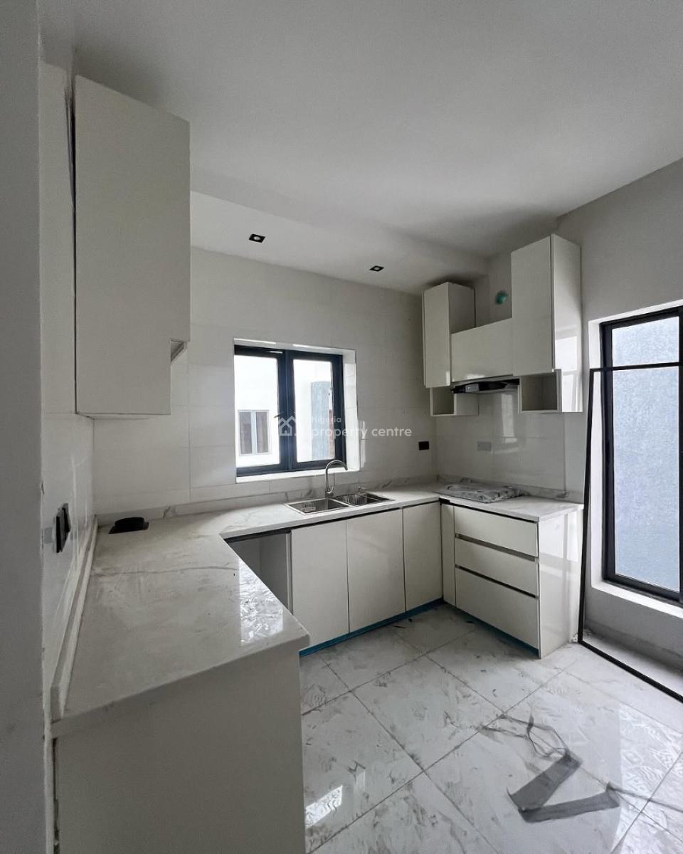 Exquisite 2 Bedroom Penthouse Apartment, Lekki Phase 1, Lekki Phase 1, Lekki, Lagos, Flat / Apartment for Rent