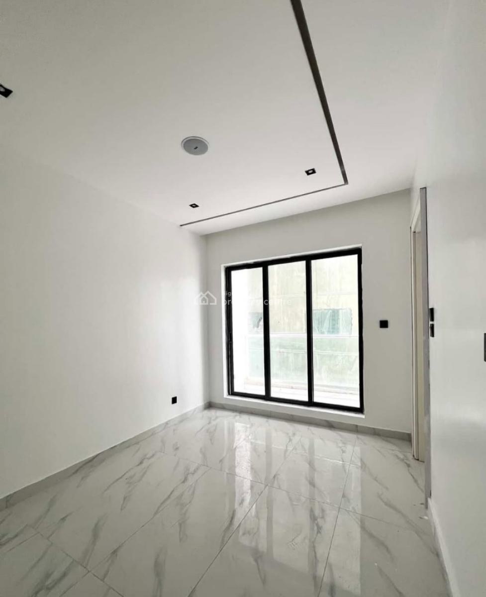Newly Built and Serviced with 24/7 Power Supply 2 Bedroom En-suite Flat, Lekki Phase 1, Lekki, Lagos, Flat / Apartment for Rent