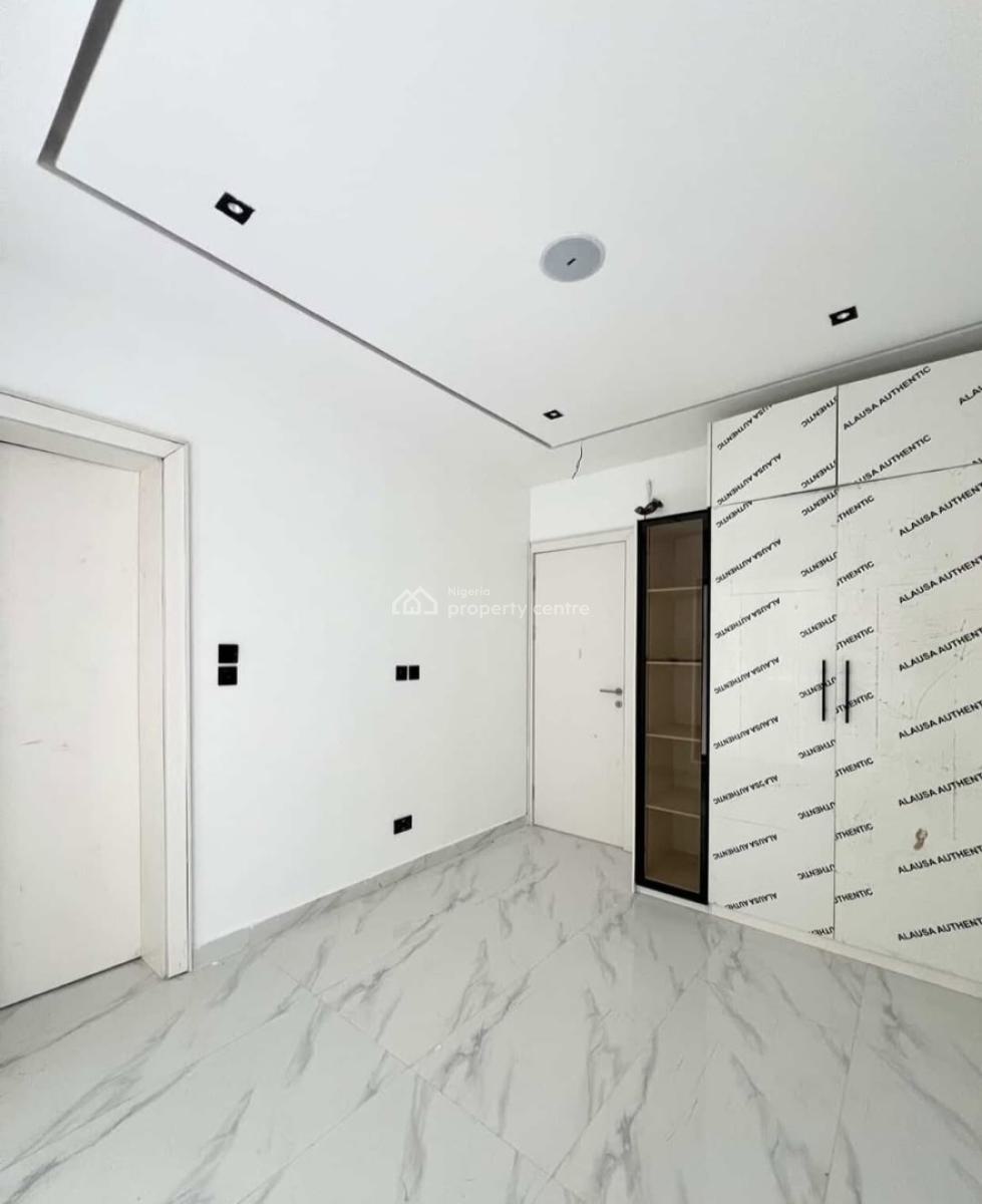 Newly Built and Serviced with 24/7 Power Supply 2 Bedroom En-suite Flat, Lekki Phase 1, Lekki, Lagos, Flat / Apartment for Rent