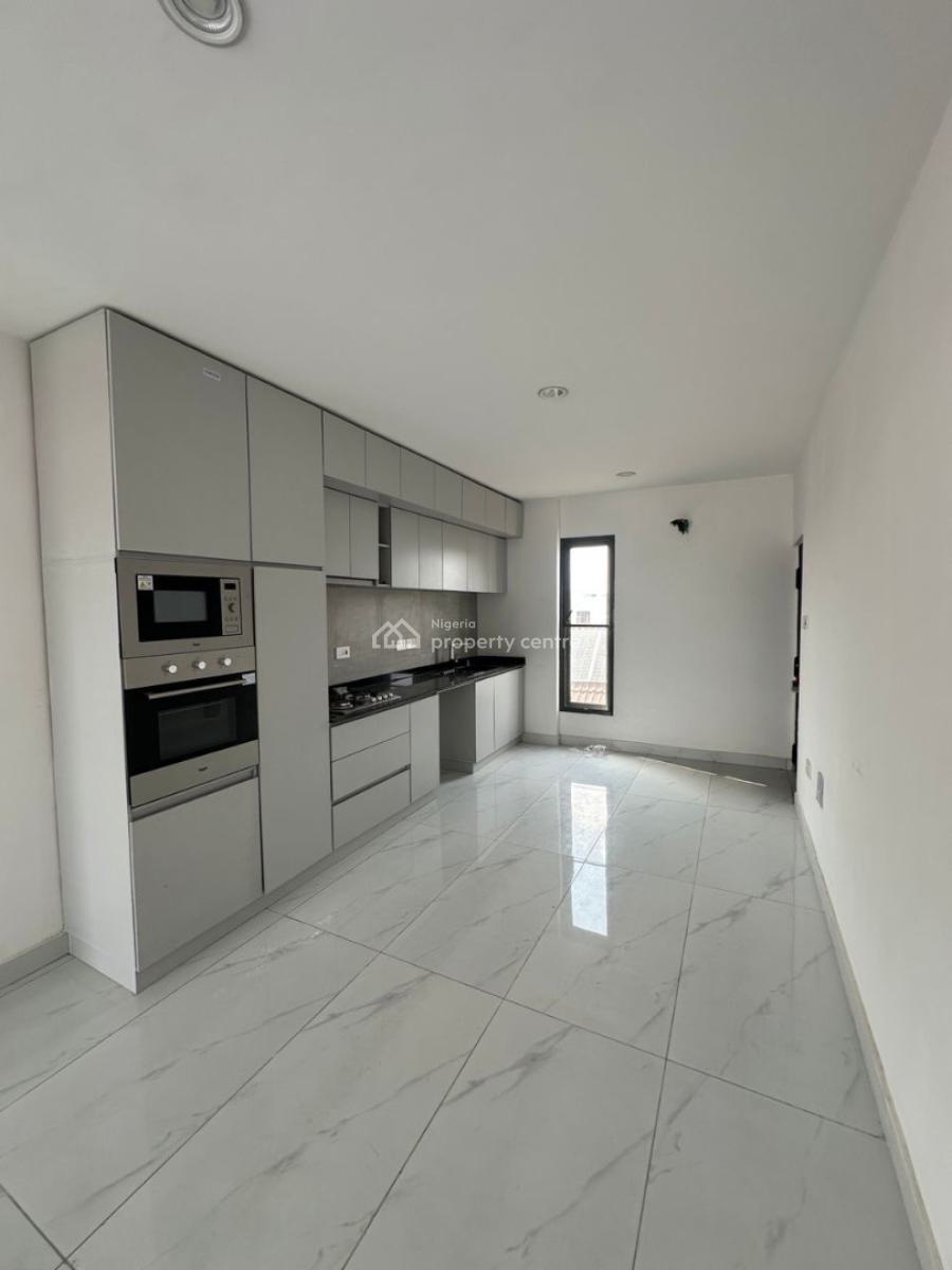 3 Bedroom Apartment, Lekki Phase 1, Lekki, Lagos, Flat / Apartment for Rent