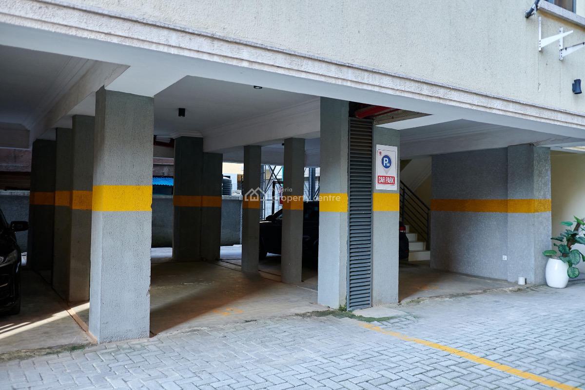 1 Bedroom Apartment, Adekunle, Yaba, Lagos, Mini Flat (room and Parlour) Short Let