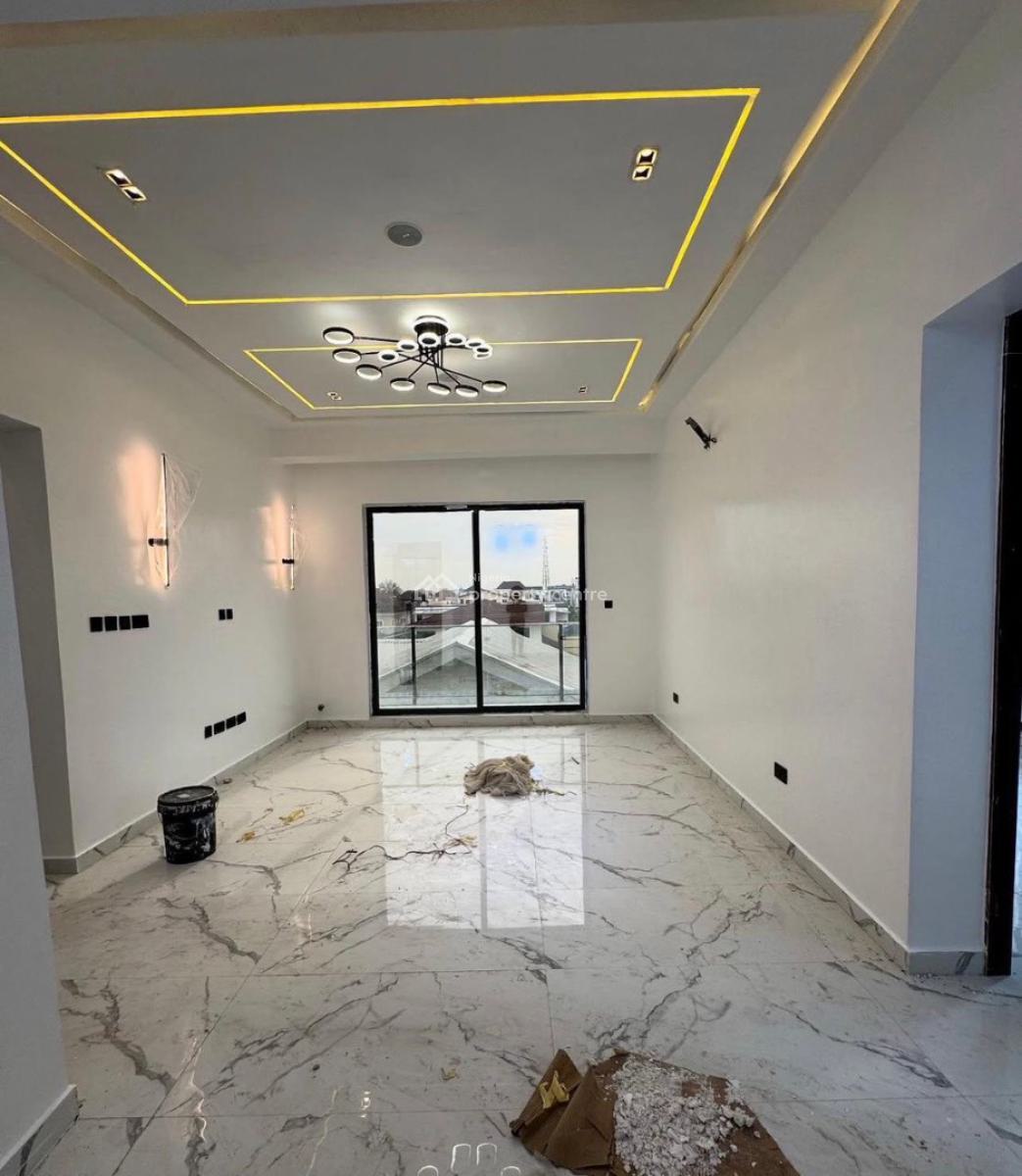 2bedroom Apartment, Lekki Phase 1, Lekki, Lagos, Block of Flats for Sale