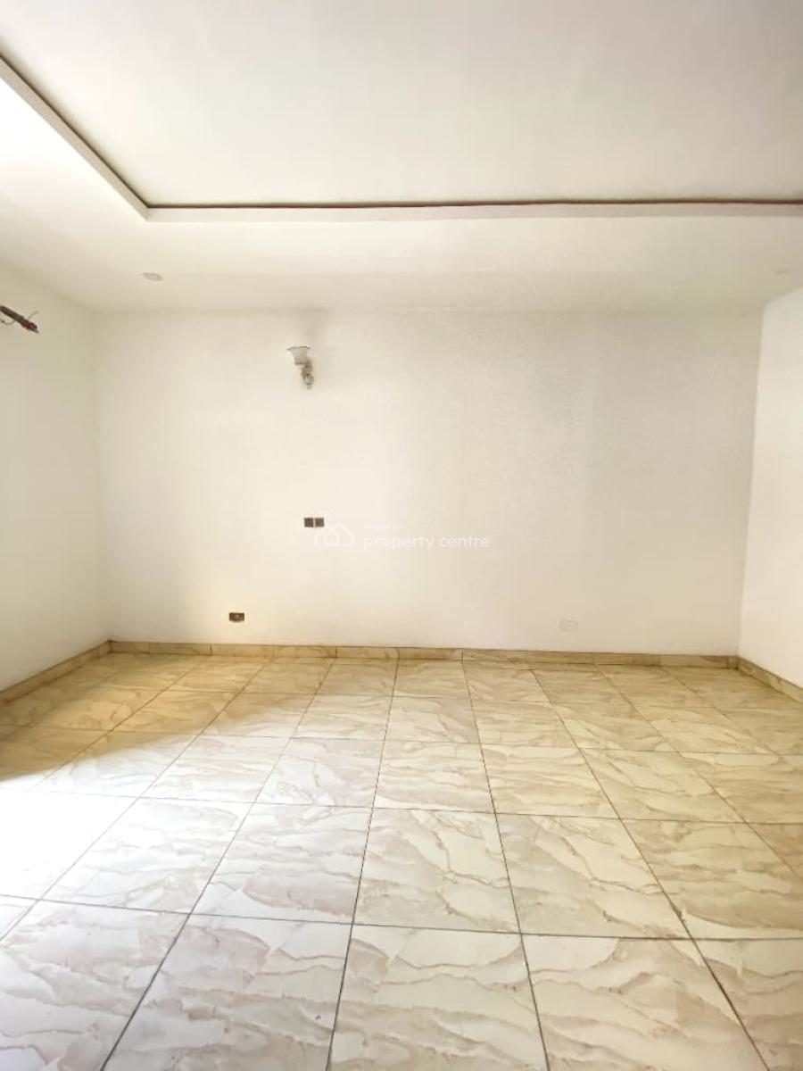4 Bedroom Terrace Duplex in a Secured Estate, Ikota, Lekki, Lagos, Terraced Duplex for Sale