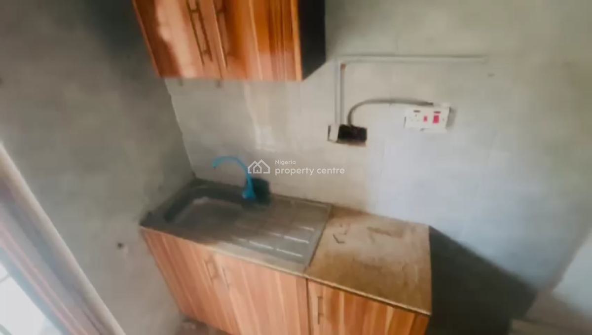 Renovated and Spacious Mini Flat, Soluyi, Gbagada, Lagos, Flat / Apartment for Rent