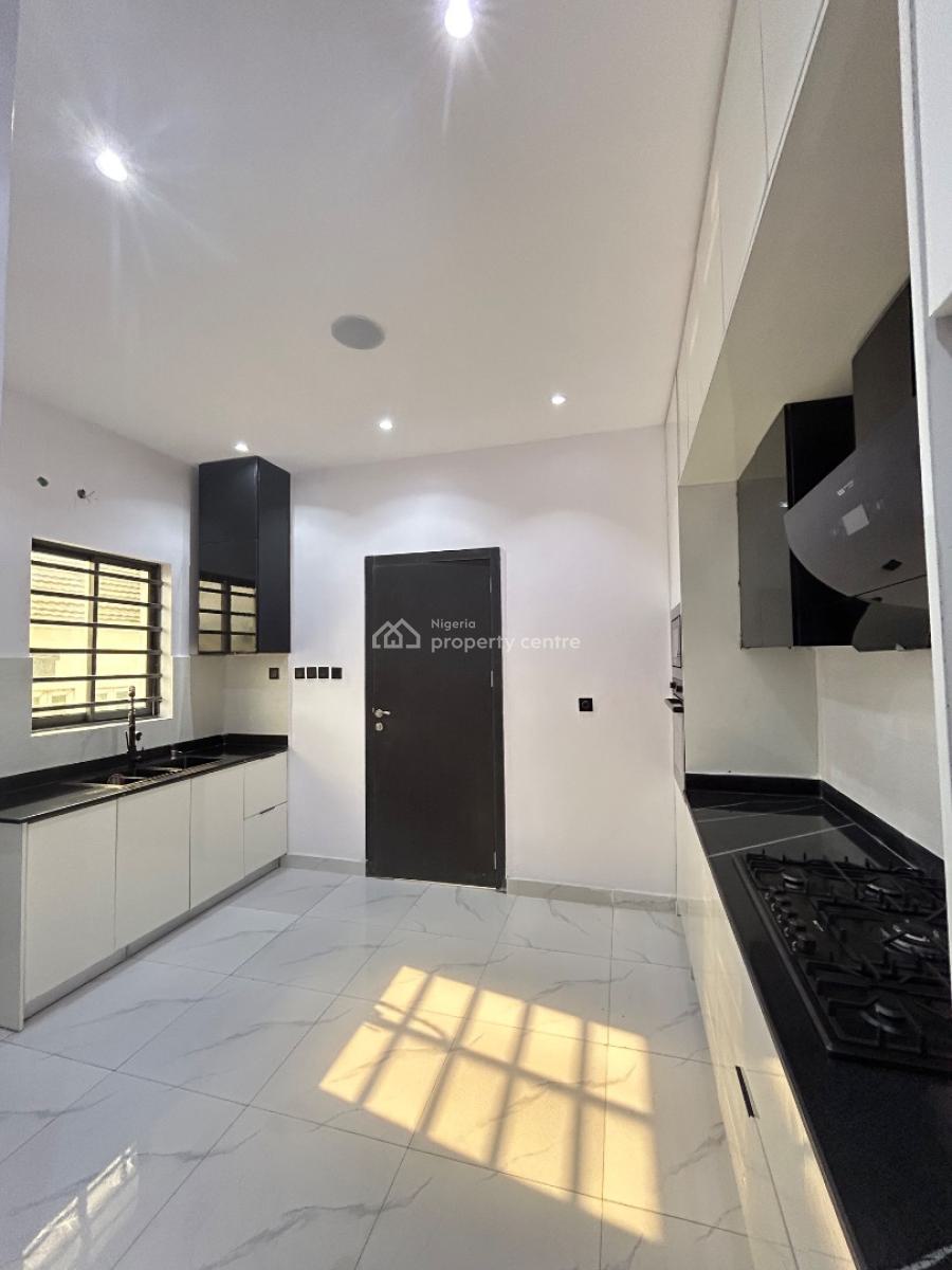 Luxury 3 Bedroom Apartment with Bq, Lekki Phase 1, Lekki, Lagos, Flat / Apartment for Sale