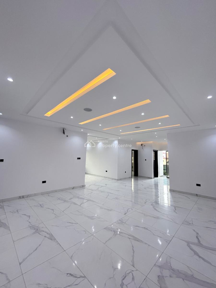 Luxury 3 Bedroom Apartment with Bq, Lekki Phase 1, Lekki, Lagos, Flat / Apartment for Sale