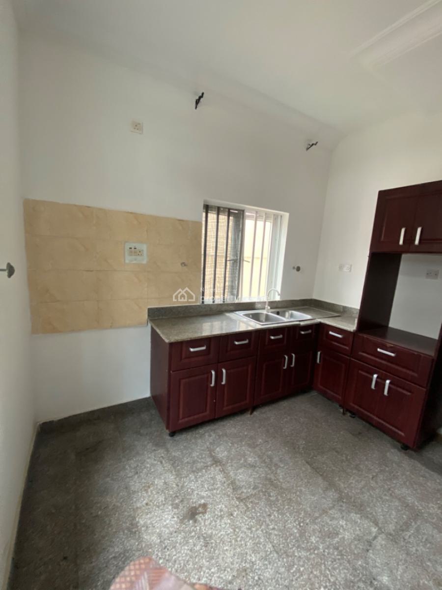 Spacious 2 Bedrooms Apartment Downstairs, House on The Rock, Ikate, Lekki, Lagos, Flat / Apartment for Rent