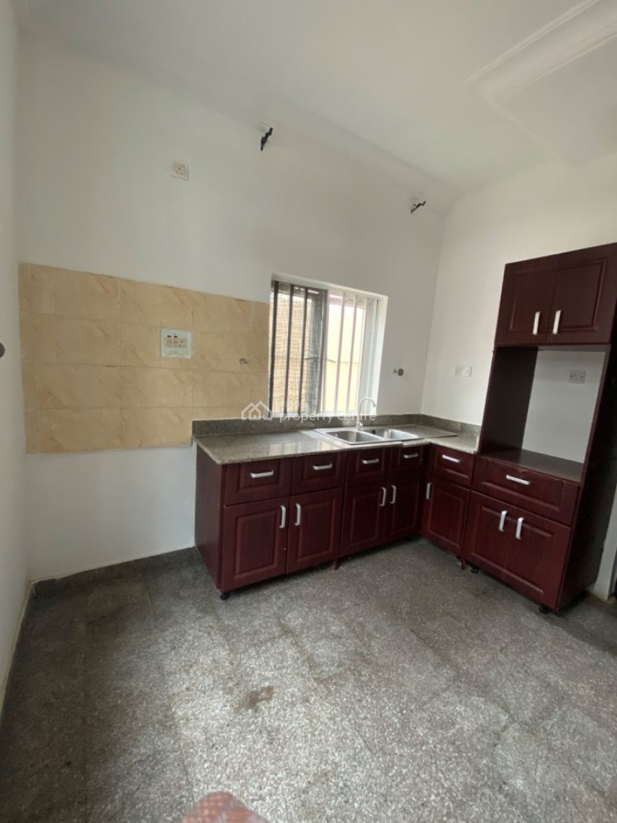 Spacious 2 Bedrooms Apartment Downstairs, House on The Rock, Ikate, Lekki, Lagos, Flat / Apartment for Rent