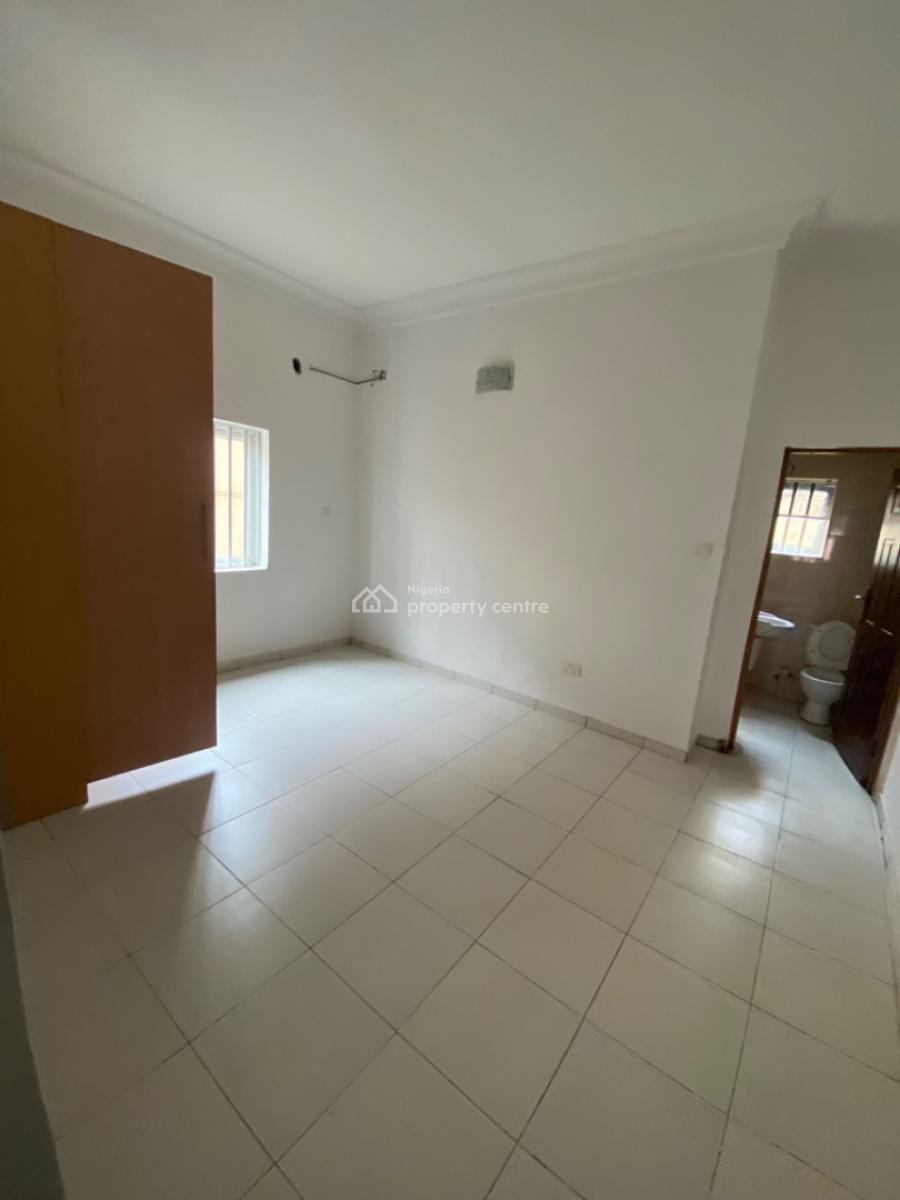 Spacious 2 Bedrooms Apartment Downstairs, House on The Rock, Ikate, Lekki, Lagos, Flat / Apartment for Rent