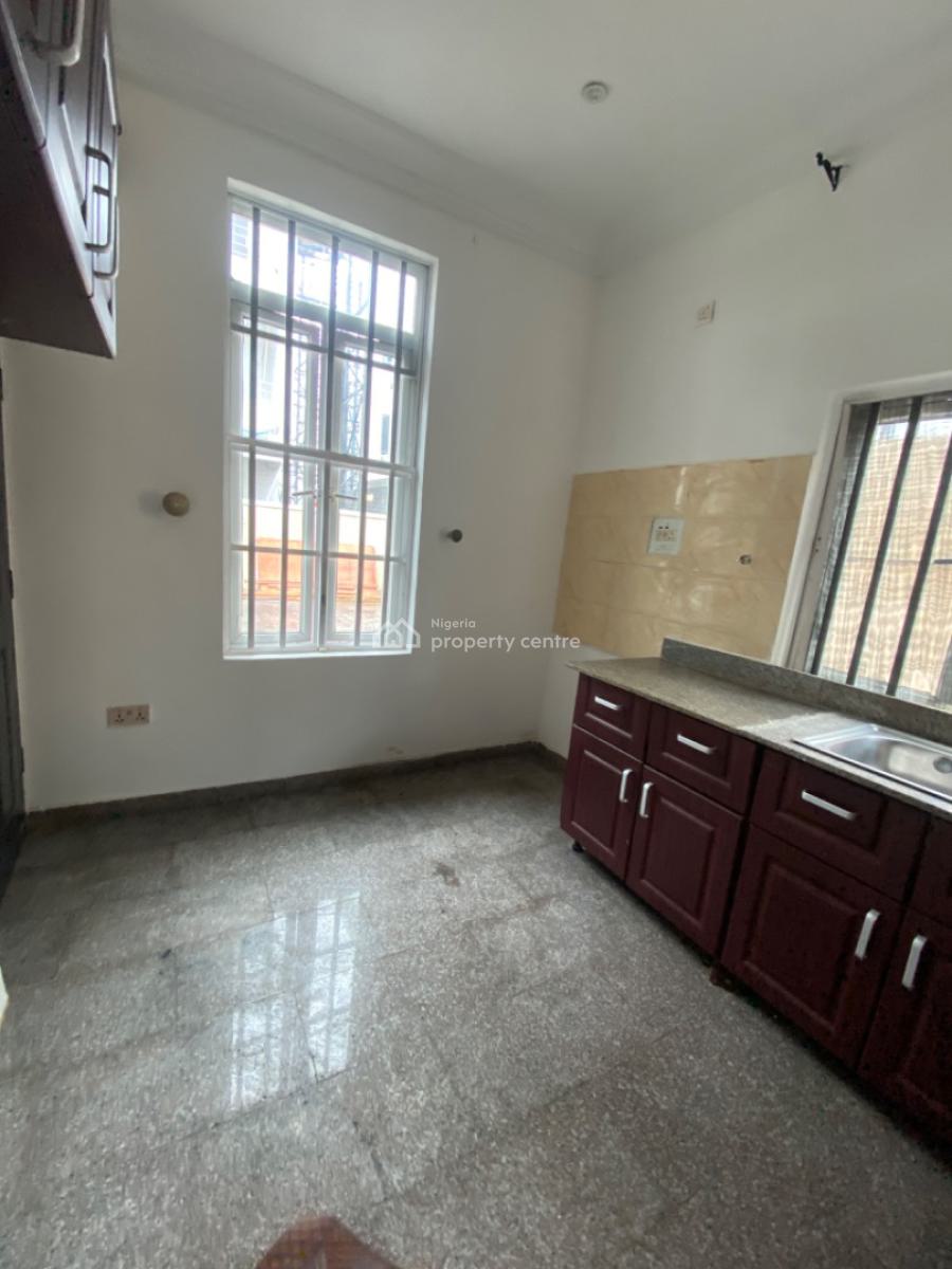 Spacious 2 Bedrooms Apartment Downstairs, House on The Rock, Ikate, Lekki, Lagos, Flat / Apartment for Rent