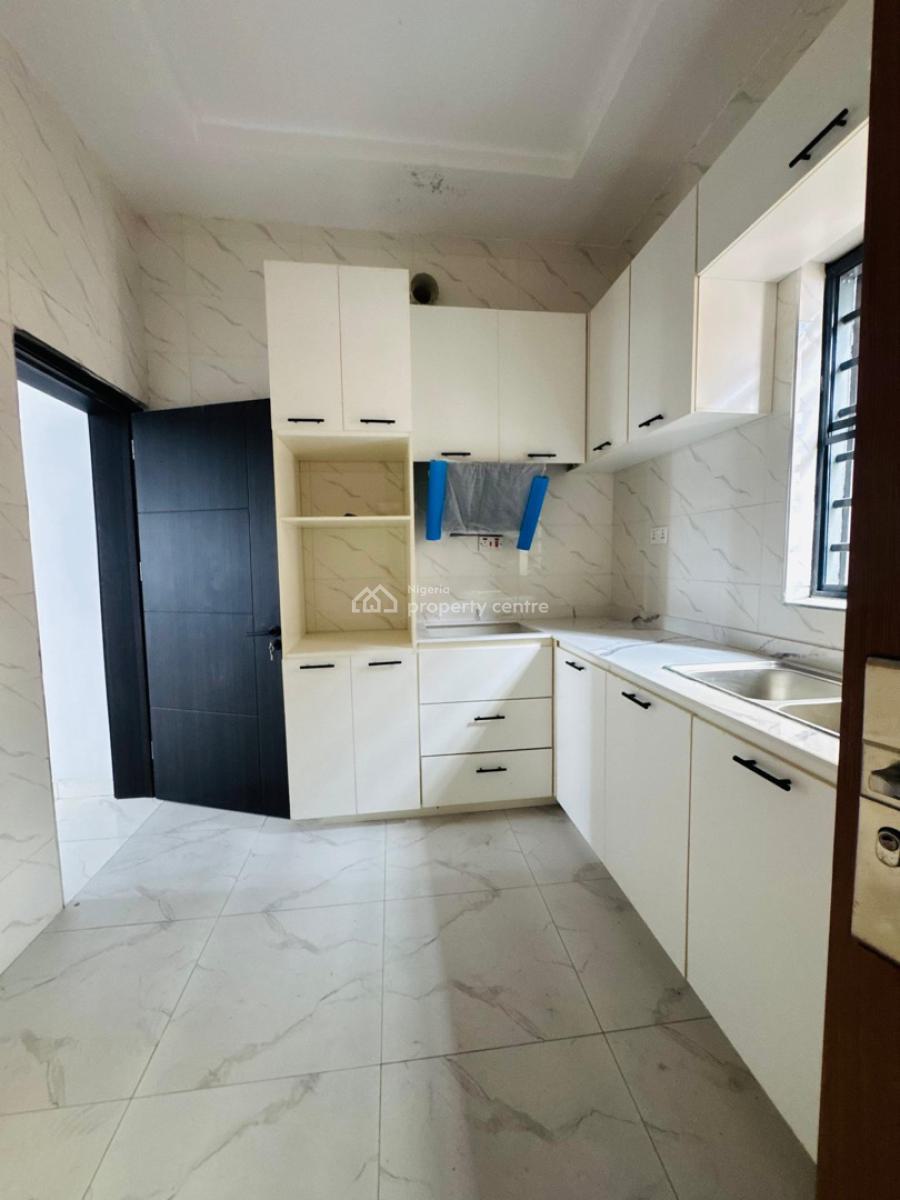 Brand New 3-bedroom Apartments, Step Into Modern Comfort with This Beautifully Finished 3-bedroom Apar, Surulere, Lagos, Block of Flats for Sale