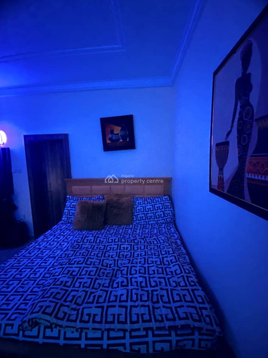Tastefully Finished Spacious Built Standard:   Fully Furnished 3 Bedro, By Katampe Extension, Katampe, Abuja, Flat / Apartment for Sale