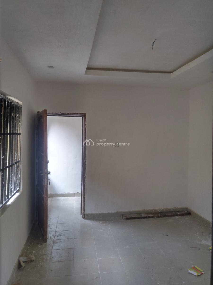 One Bedroom Flat, Omole Phase 2, Ikeja, Lagos, Mini Flat (room and Parlour) for Rent