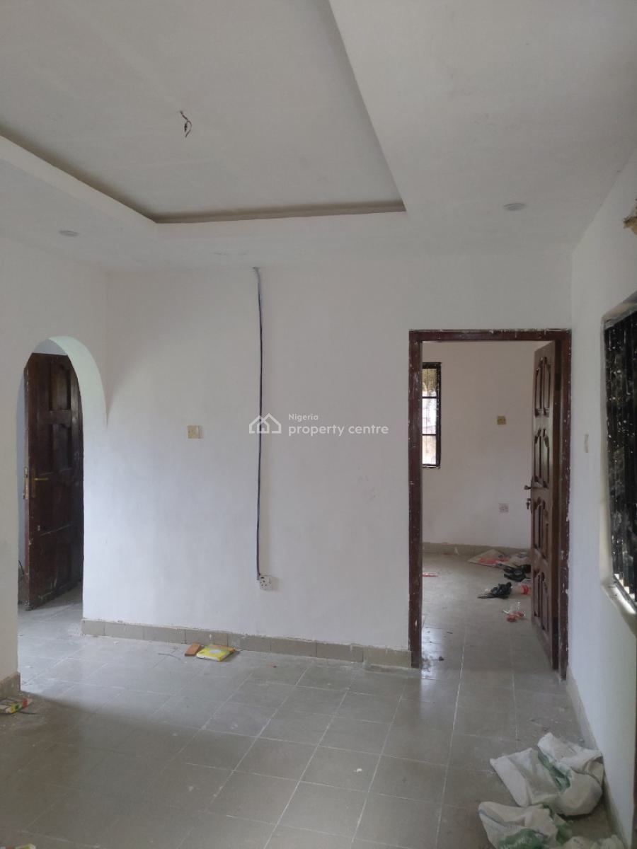 One Bedroom Flat, Omole Phase 2, Ikeja, Lagos, Mini Flat (room and Parlour) for Rent