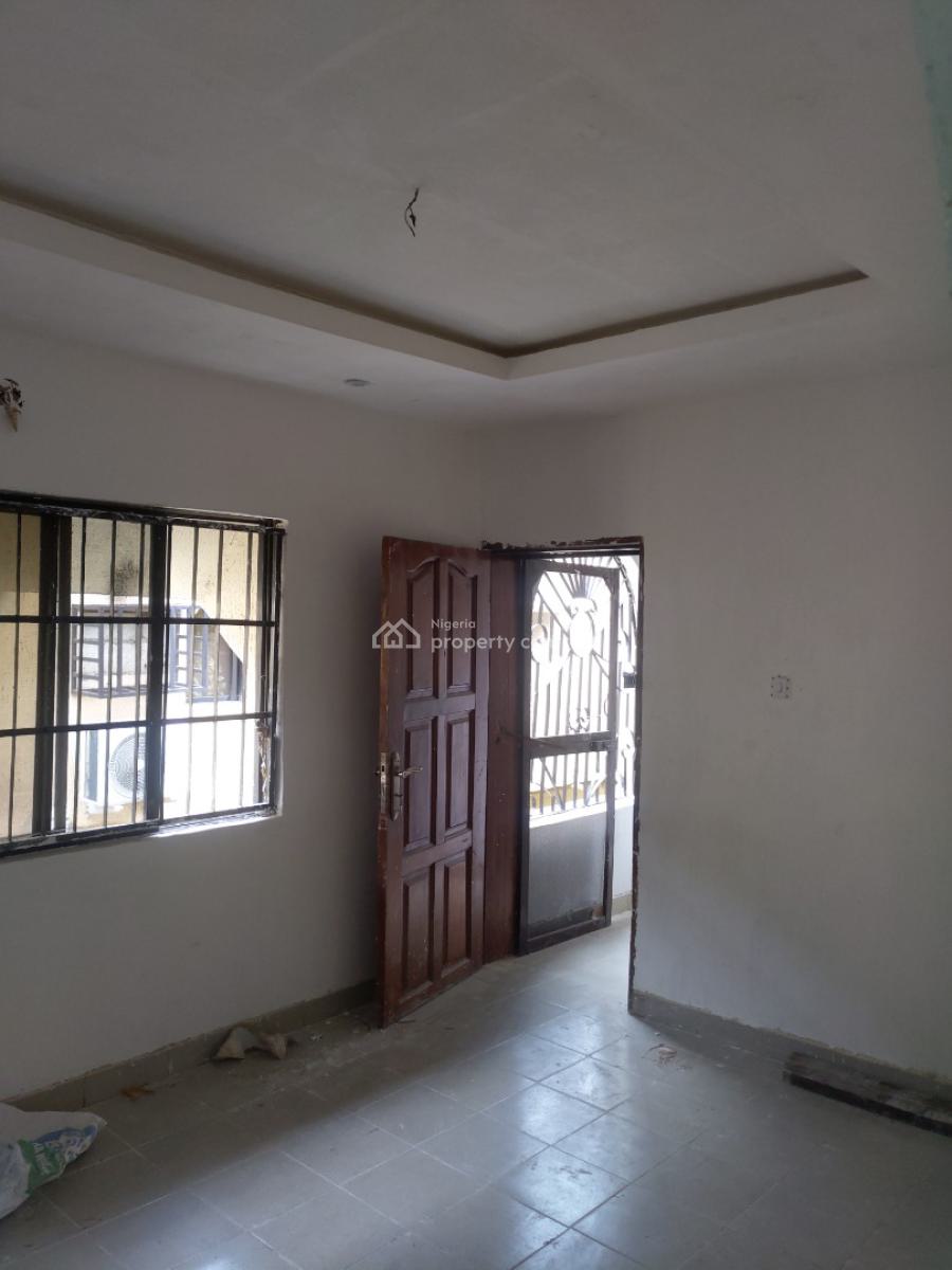 One Bedroom Flat, Omole Phase 2, Ikeja, Lagos, Mini Flat (room and Parlour) for Rent