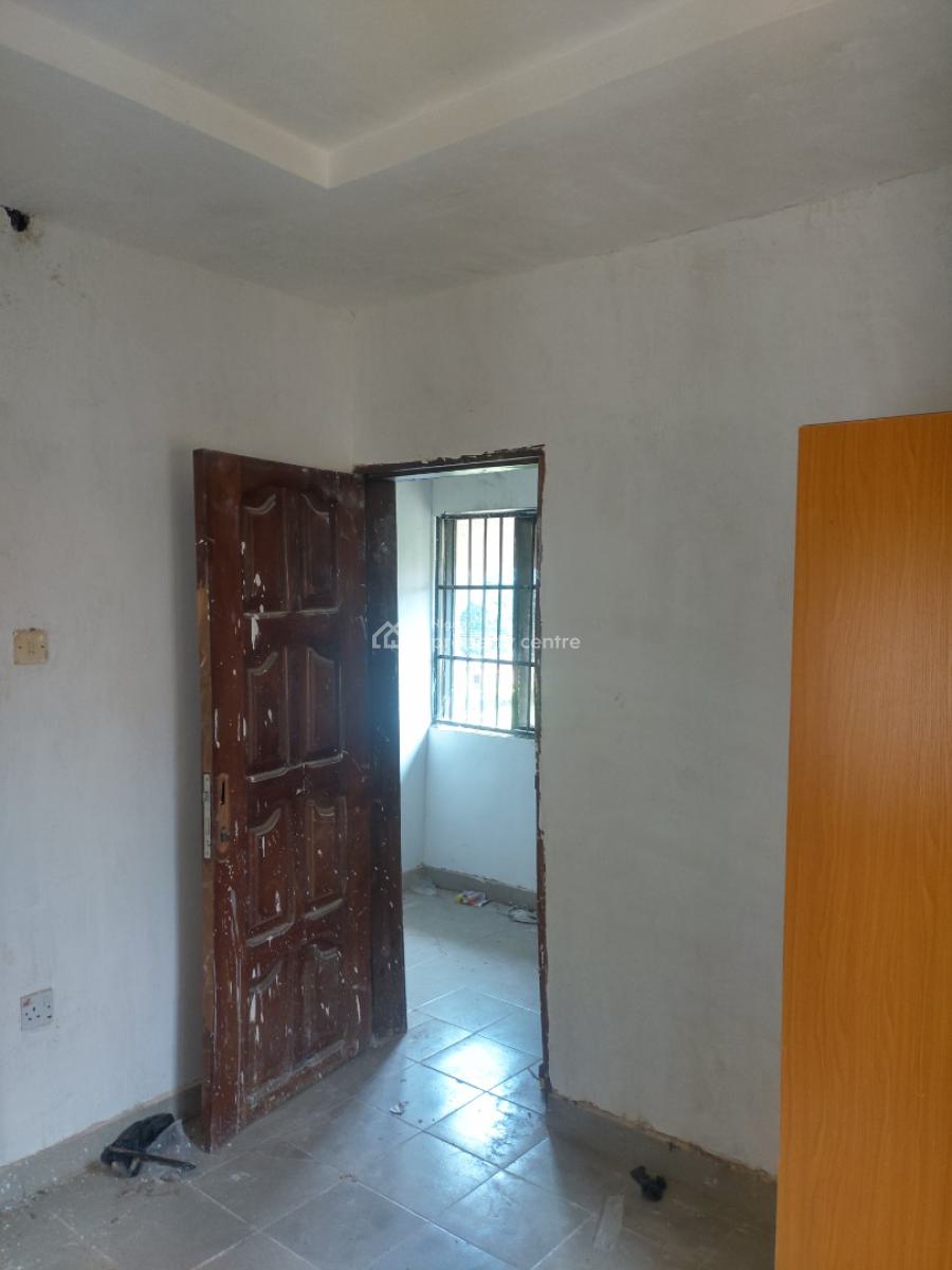 One Bedroom Flat, Omole Phase 2, Ikeja, Lagos, Mini Flat (room and Parlour) for Rent